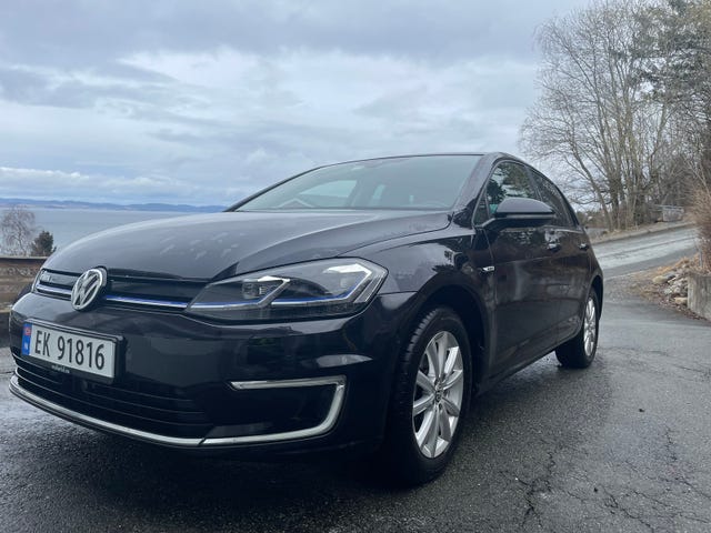 WVWZZZAUZJ8907346 2018 VOLKSWAGEN GOLF-0