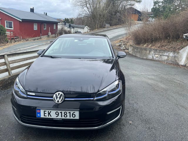 WVWZZZAUZJ8907346 2018 VOLKSWAGEN GOLF-3