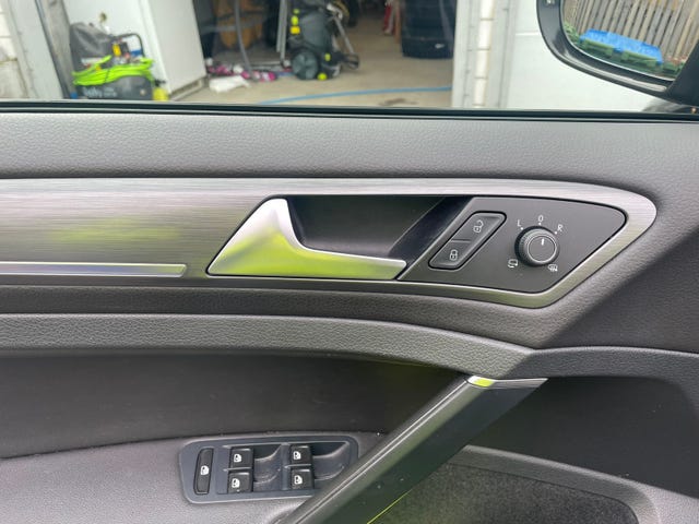 2018 VOLKSWAGEN GOLF - 9