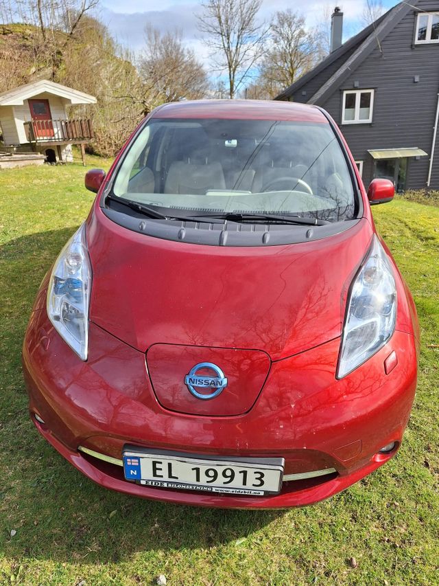 2012 NISSAN LEAF - 2