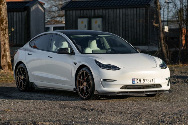 5YJ3E7EB4KF368963 2019 TESLA MODEL 3-3