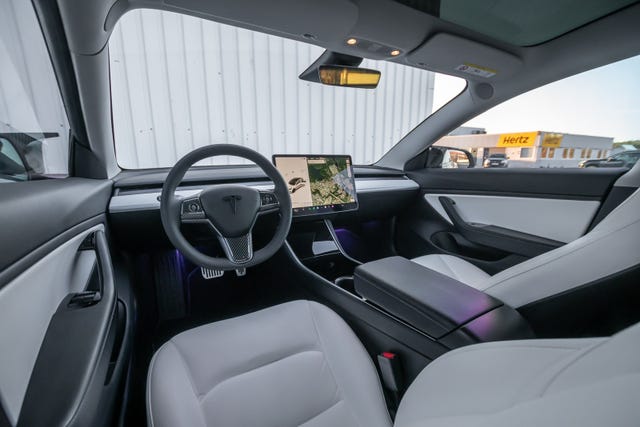 2019 TESLA MODEL 3 - 23