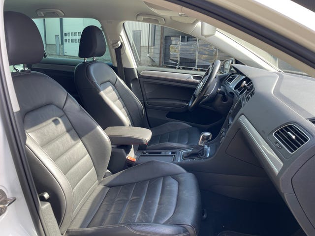 2015 VOLKSWAGEN GOLF - 8