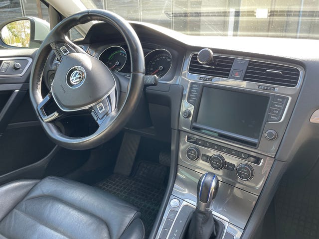 2015 VOLKSWAGEN GOLF - 10