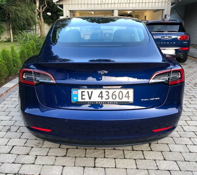 5YJ3E7EB5KF217310 2019 TESLA MODEL 3-5