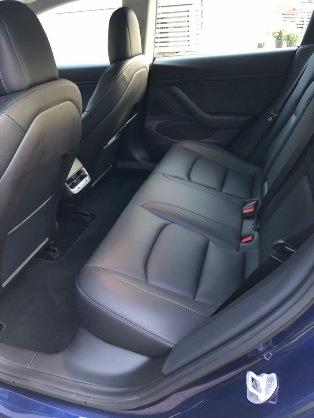 2019 TESLA MODEL 3 - 8
