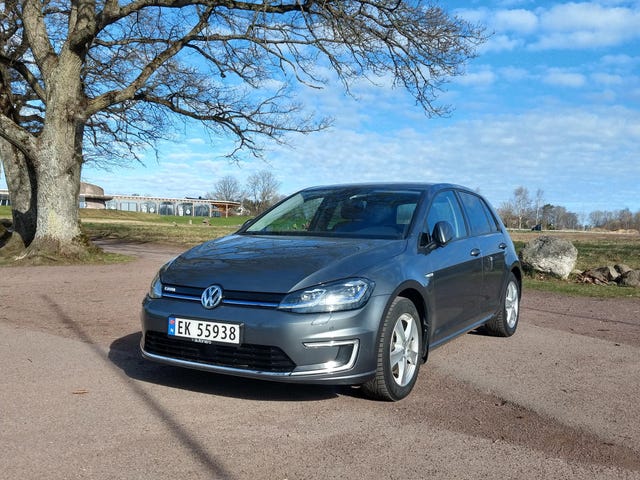WVWZZZAUZJW901119 2018 VOLKSWAGEN GOLF-2
