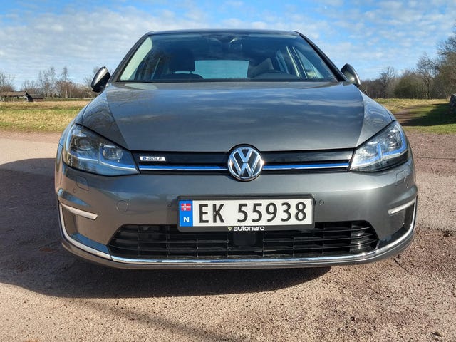 WVWZZZAUZJW901119 2018 VOLKSWAGEN GOLF-1