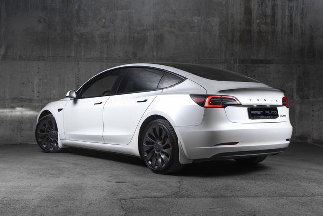 2021 TESLA MODEL 3 - 9
