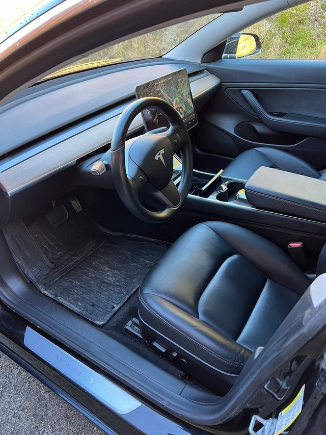 5YJ3E7EB4KF200434 2019 TESLA MODEL 3-4