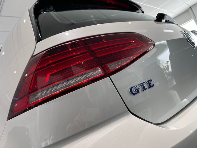 2018 VOLKSWAGEN GOLF - 22