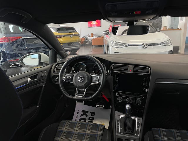 2018 VOLKSWAGEN GOLF - 42