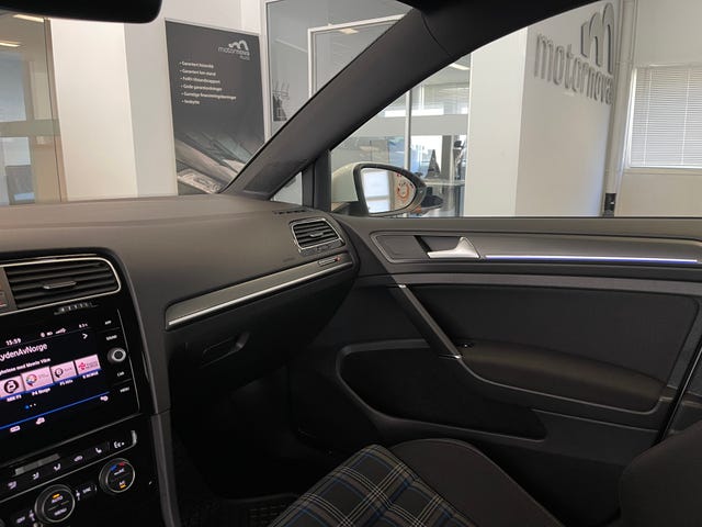 2018 VOLKSWAGEN GOLF - 65