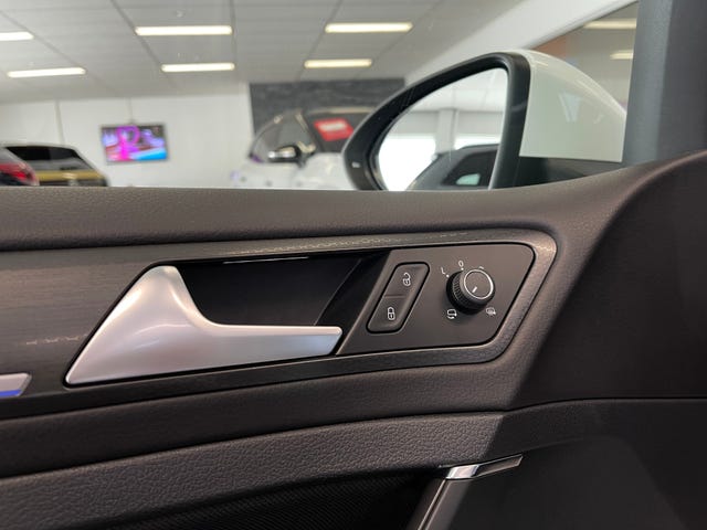 2018 VOLKSWAGEN GOLF - 46