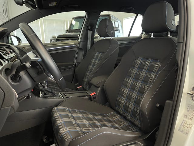 2018 VOLKSWAGEN GOLF - 49