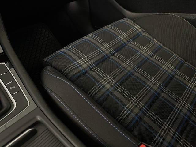 2018 VOLKSWAGEN GOLF - 57