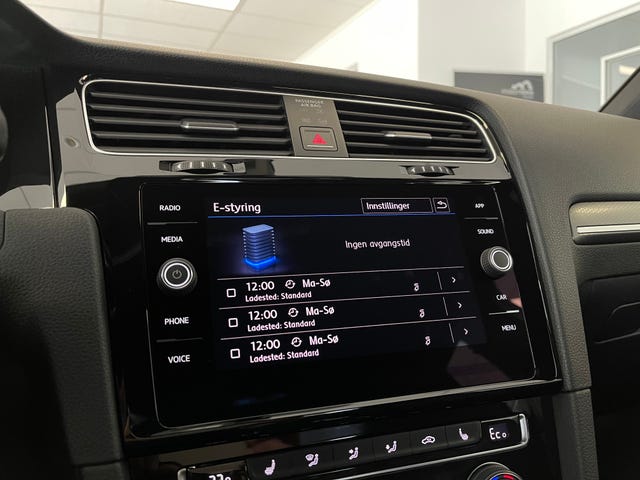 2018 VOLKSWAGEN GOLF - 76