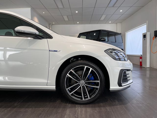 2018 VOLKSWAGEN GOLF - 13