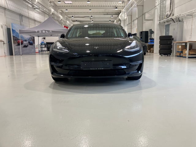 5YJ3E7EB8KF333293 2019 TESLA MODEL 3-1