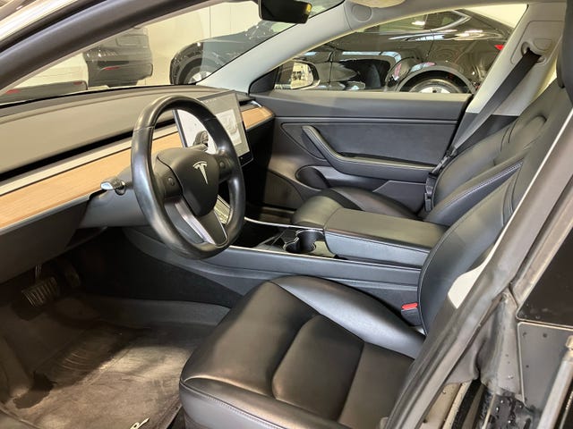 5YJ3E7EB8KF333293 2019 TESLA MODEL 3-5