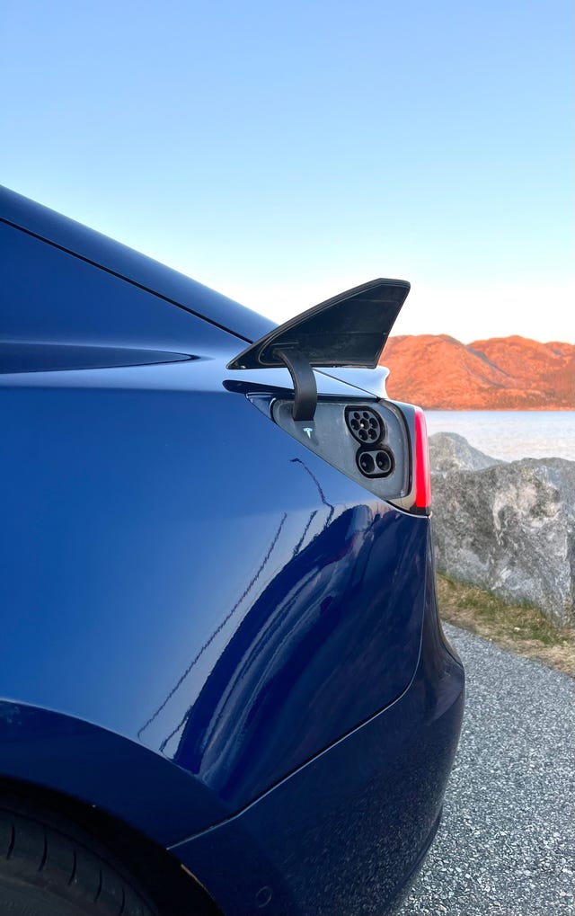 2019 TESLA MODEL 3 - 12