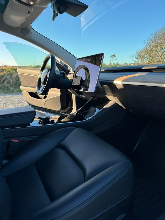 2019 TESLA MODEL 3 - 13