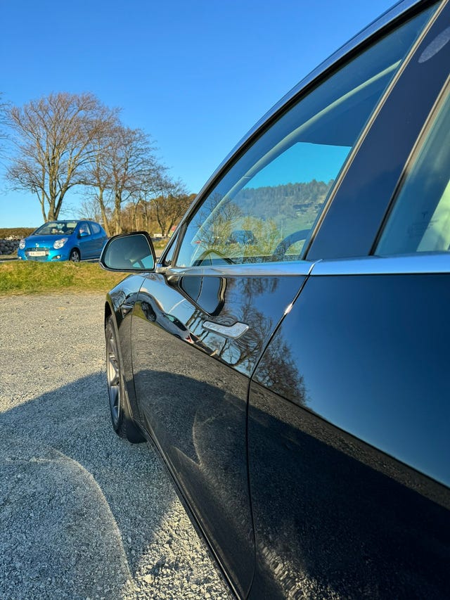 5YJ3E7EA4KF318815 2019 TESLA MODEL 3-4