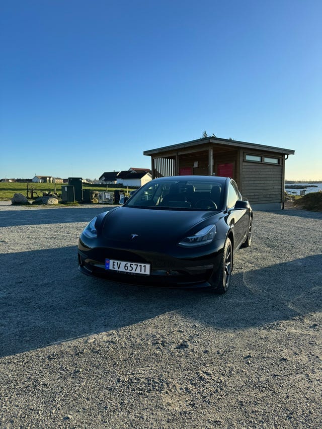 5YJ3E7EA4KF318815 2019 TESLA MODEL 3-1