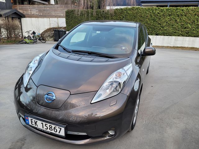 2016 NISSAN LEAF - 1