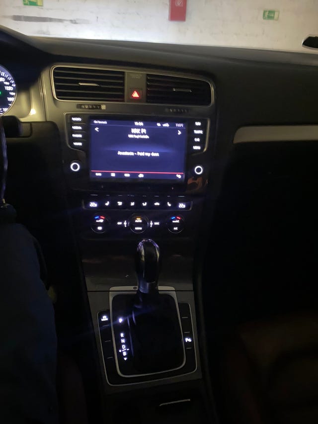 2015 VOLKSWAGEN GOLF - 31