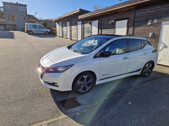 SJNFAAZE1U0005286 2018 NISSAN LEAF-1