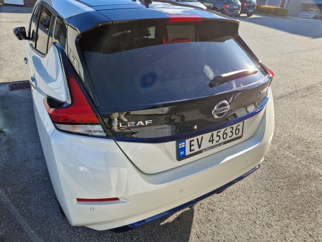 SJNFAAZE1U0005286 2018 NISSAN LEAF-4