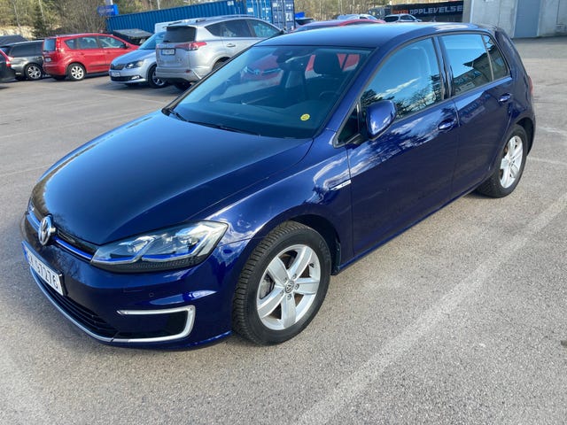 WVWZZZAUZJ8911042 2018 VOLKSWAGEN GOLF-0