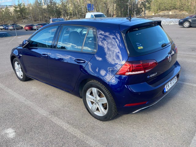 WVWZZZAUZJ8911042 2018 VOLKSWAGEN GOLF-2