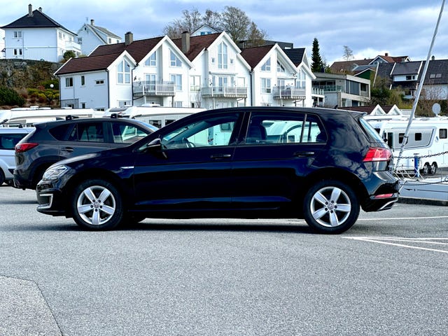 2018 VOLKSWAGEN GOLF - 8