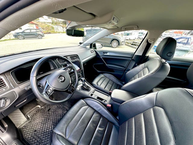 2018 VOLKSWAGEN GOLF - 9