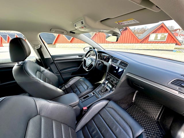 2018 VOLKSWAGEN GOLF - 15