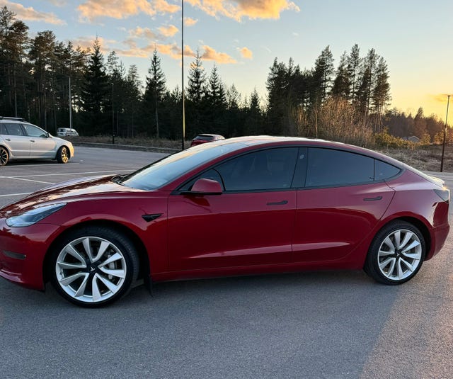 5YJ3E7EB9KF236040 2019 TESLA MODEL 3-1