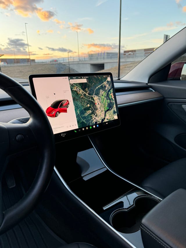 2019 TESLA MODEL 3 - 12