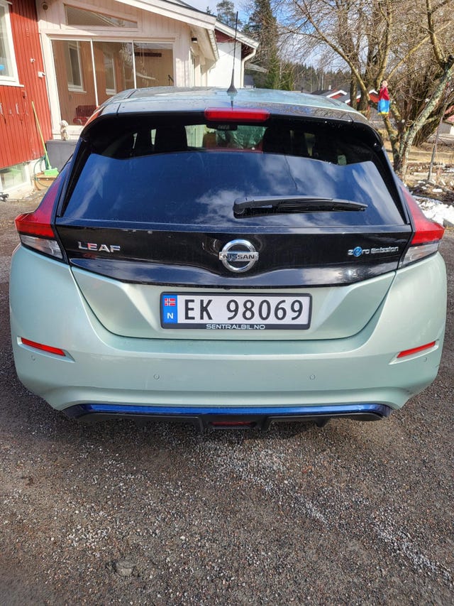 SJNFAAZE1U0019178 2018 NISSAN LEAF-2