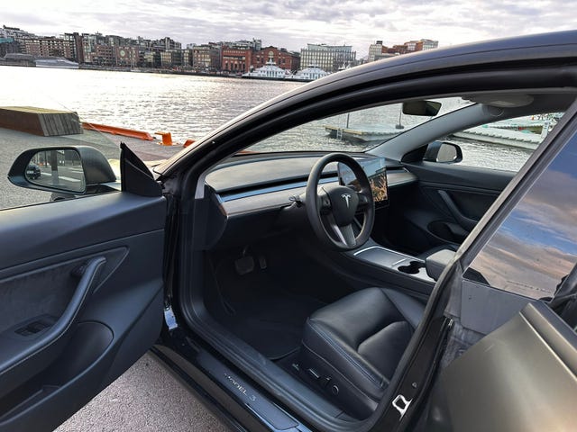 2021 TESLA MODEL 3 - 14