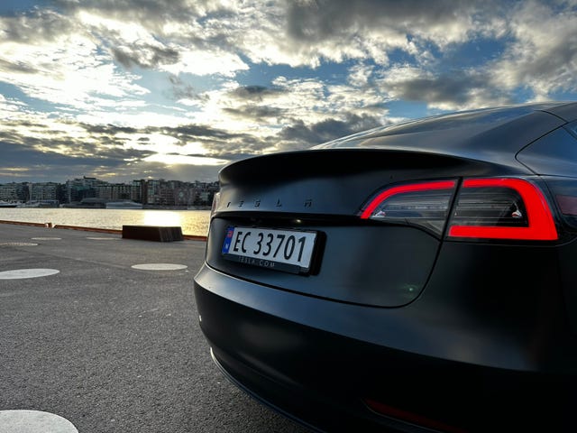 2021 TESLA MODEL 3 - 11