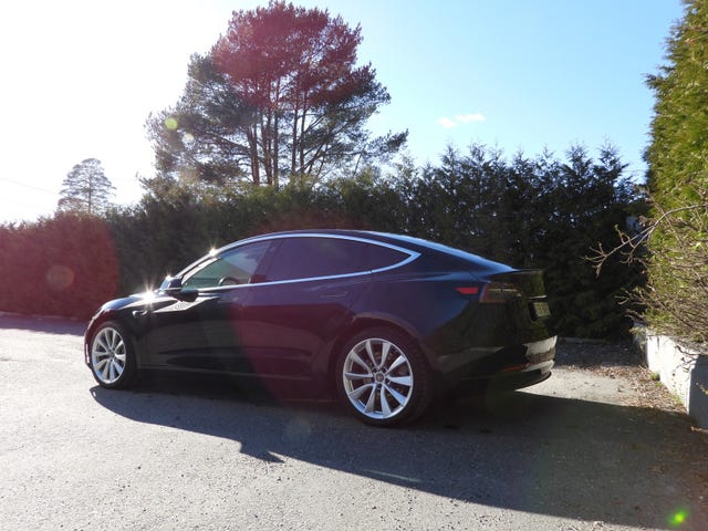 2019 TESLA MODEL 3 - 8