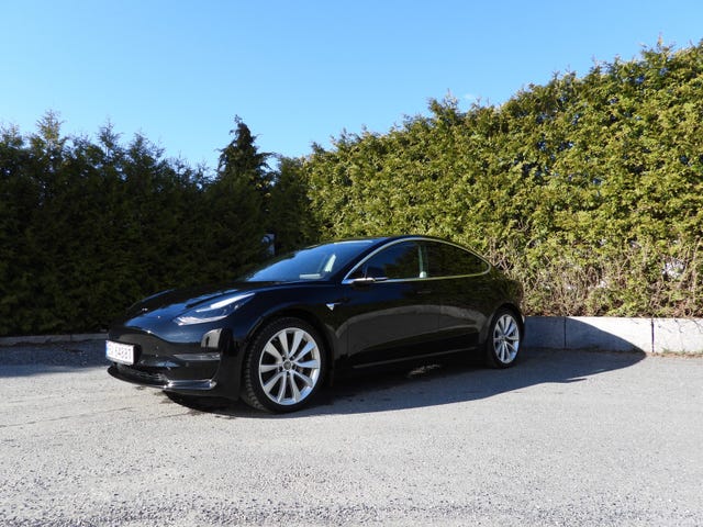 5YJ3E7EB6KF236190 2019 TESLA MODEL 3-5