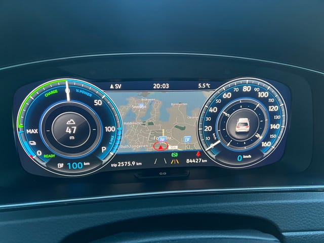 2018 VOLKSWAGEN GOLF - 11
