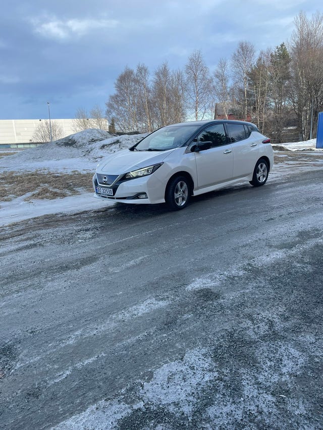 2021 NISSAN LEAF - 9