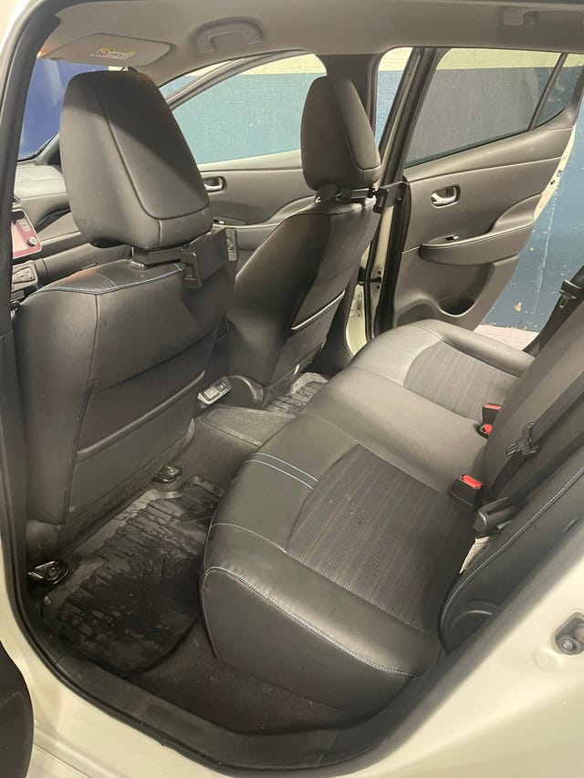2021 NISSAN LEAF - 8