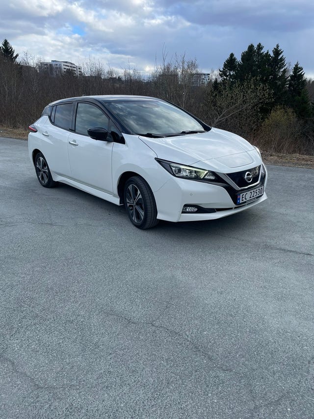 2021 NISSAN LEAF - 2