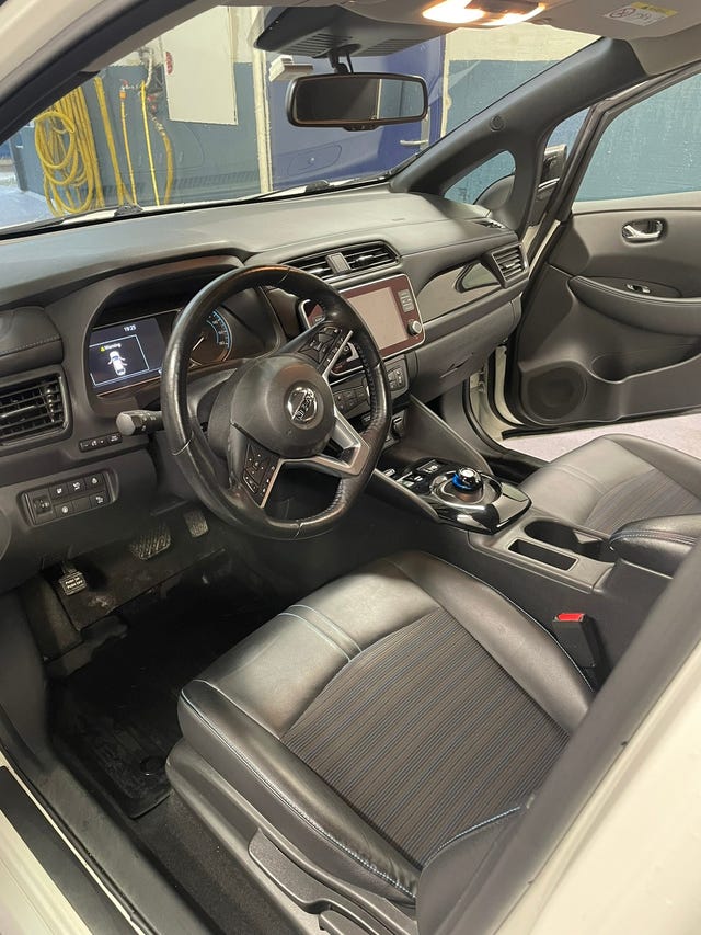 2021 NISSAN LEAF - 7
