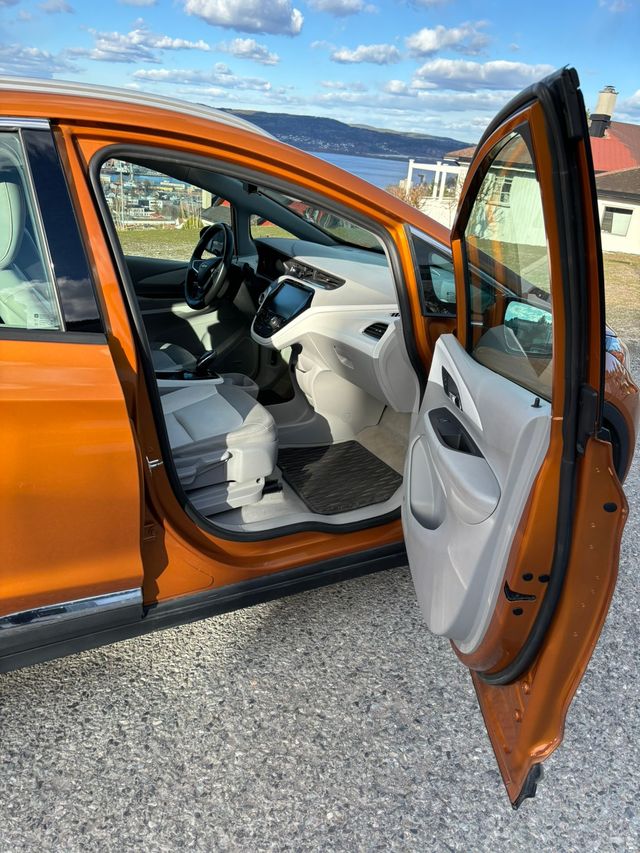 2017 CHEVROLET BOLT - 13